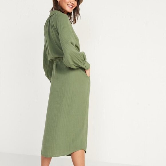 NWT! Sage Green Long-Sleeve Waist-Defined Midi Dress - Multiple Sizes - Picture 5 of 5